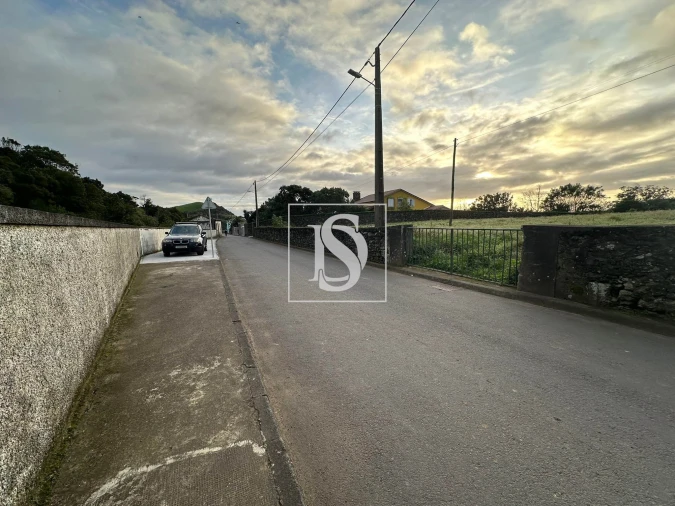 Terreno para Venda em Cabouco Foto 4