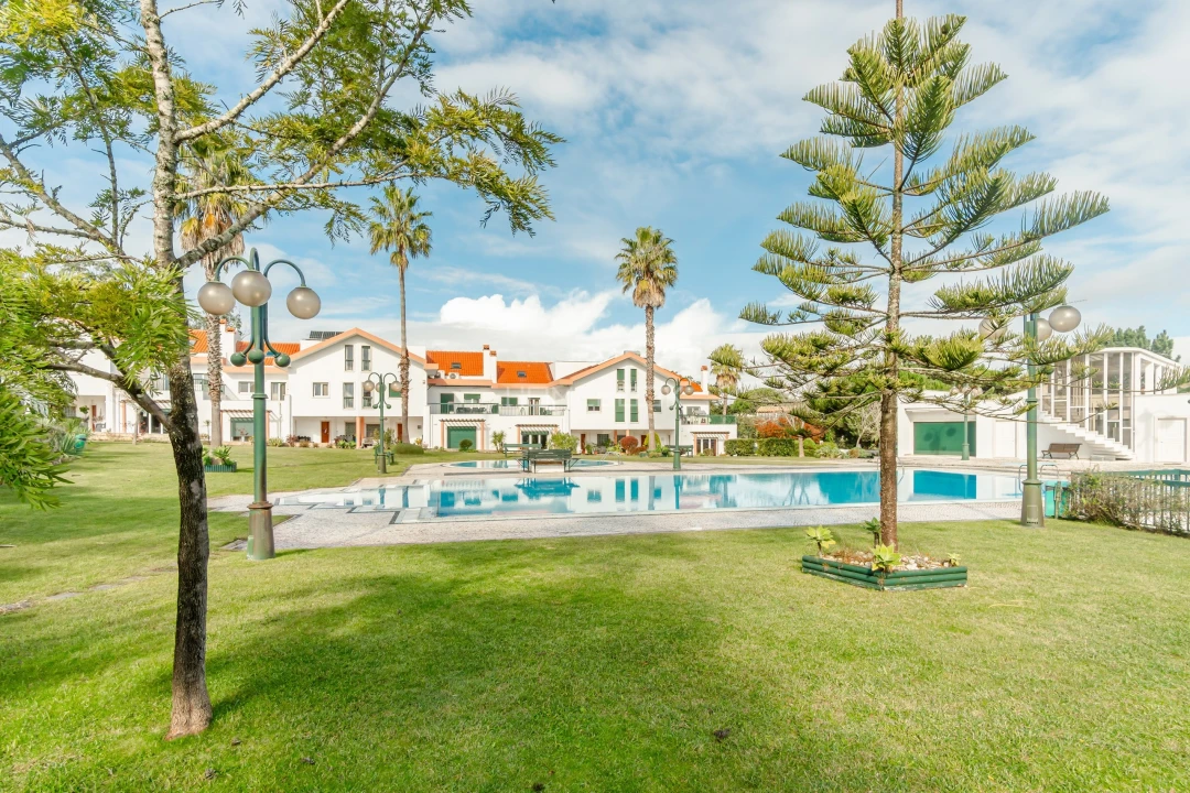 Moradia T5 para Venda em Algueirão-Mem Martins Foto 54