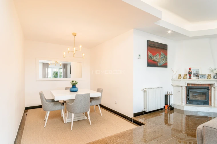 Moradia T5 para Venda em Algueirão-Mem Martins Foto 14