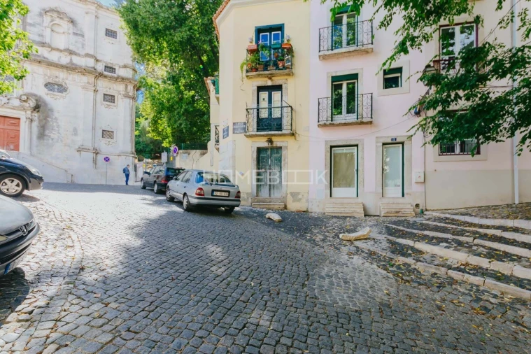 Apartamento T2 para Arrendamento em Santa Maria Maior Foto 35