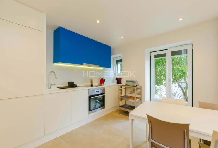 Apartamento T2 para Arrendamento em Santa Maria Maior Foto 3