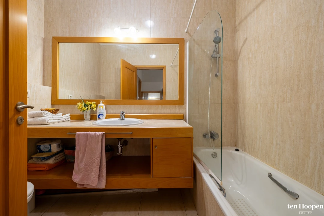 Apartamento T4 para Venda em Portimão Foto 22