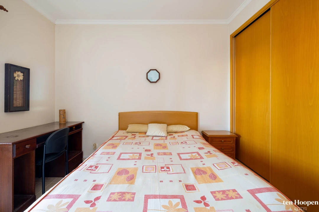 Apartamento T4 para Venda em Portimão Foto 21