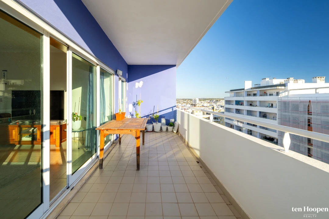 Apartamento T4 para Venda em Portimão Foto 29