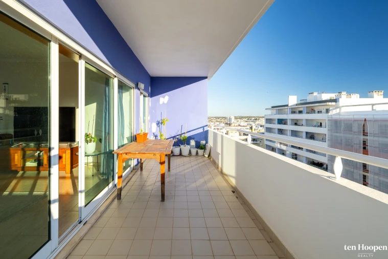 Apartamento T4 para Venda em Portimão Foto 29