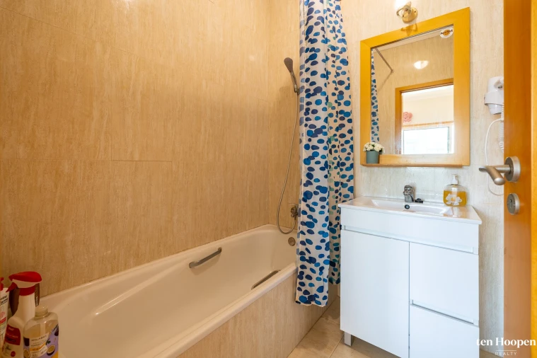 Apartamento T4 para Venda em Portimão Foto 25