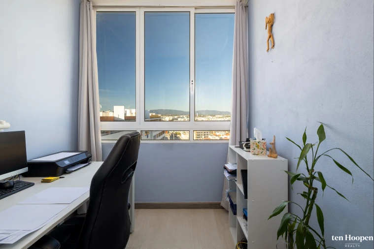 Apartamento T4 para Venda em Portimão Foto 18