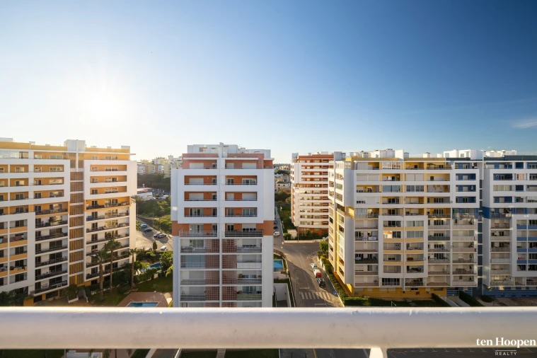 Apartamento T4 para Venda em Portimão Foto 28