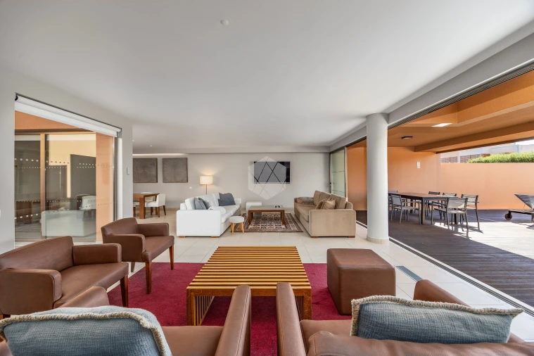 Moradia T3 para Venda em Albufeira e Olhos de Água Foto 2