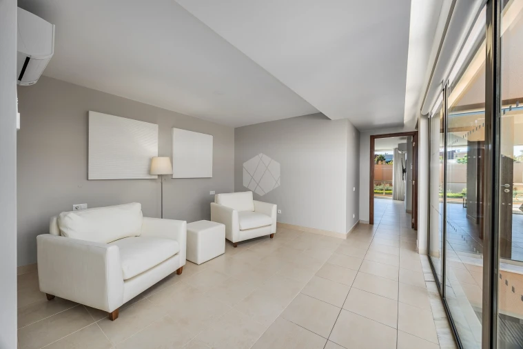 Moradia T3 para Venda em Albufeira e Olhos de Água Foto 21