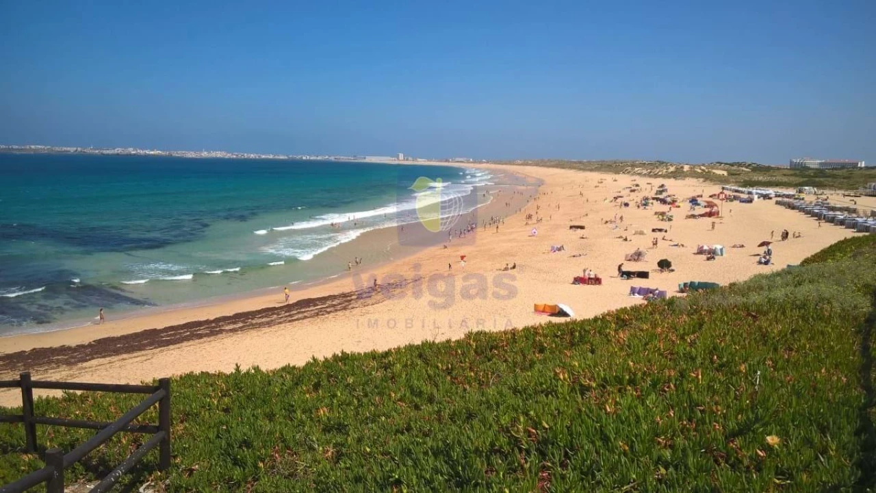 Apartamento T3 para Venda em Atouguia da Baleia Foto 11