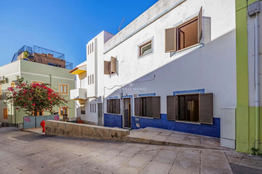 Moradia T5 para Venda em Albufeira e Olhos de Água Foto 2