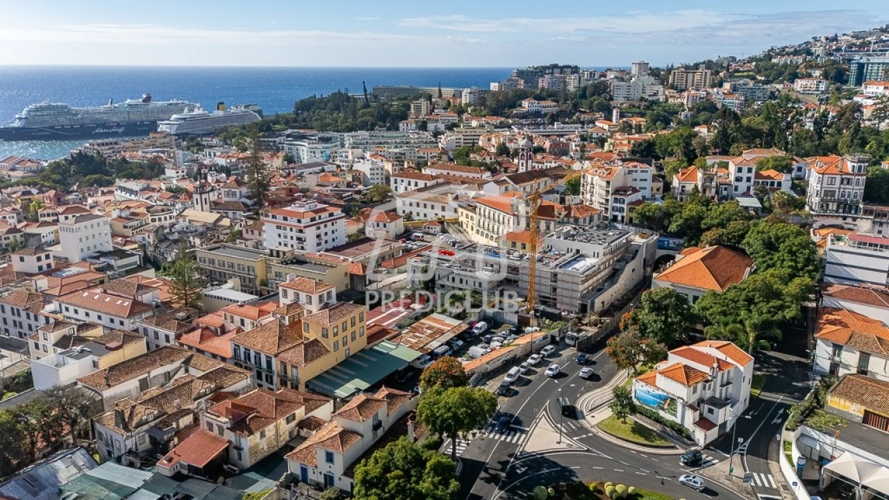 Moradia T2 para Venda em Funchal (São Pedro) Foto 6