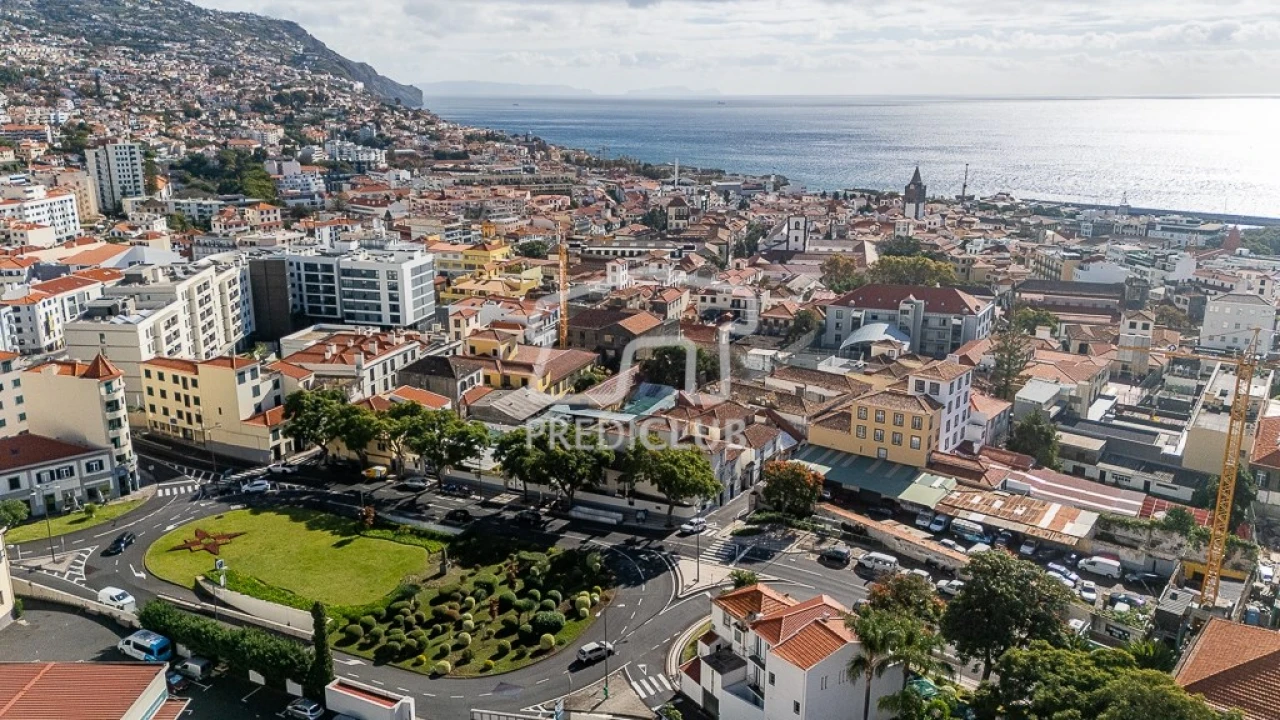 Moradia T2 para Venda em Funchal (São Pedro) Foto 7