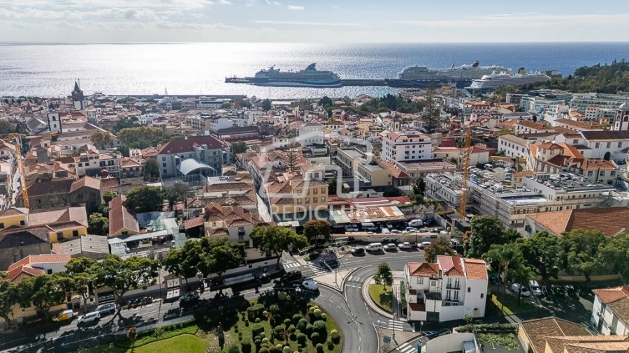 Moradia T2 para Venda em Funchal (São Pedro) Foto 2