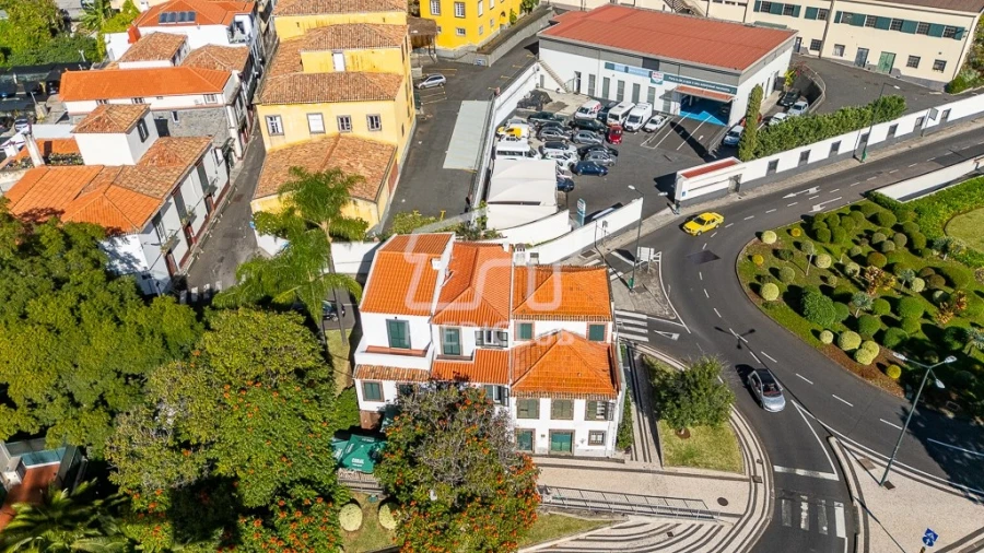 Moradia T2 para Venda em Funchal (São Pedro) Foto 8