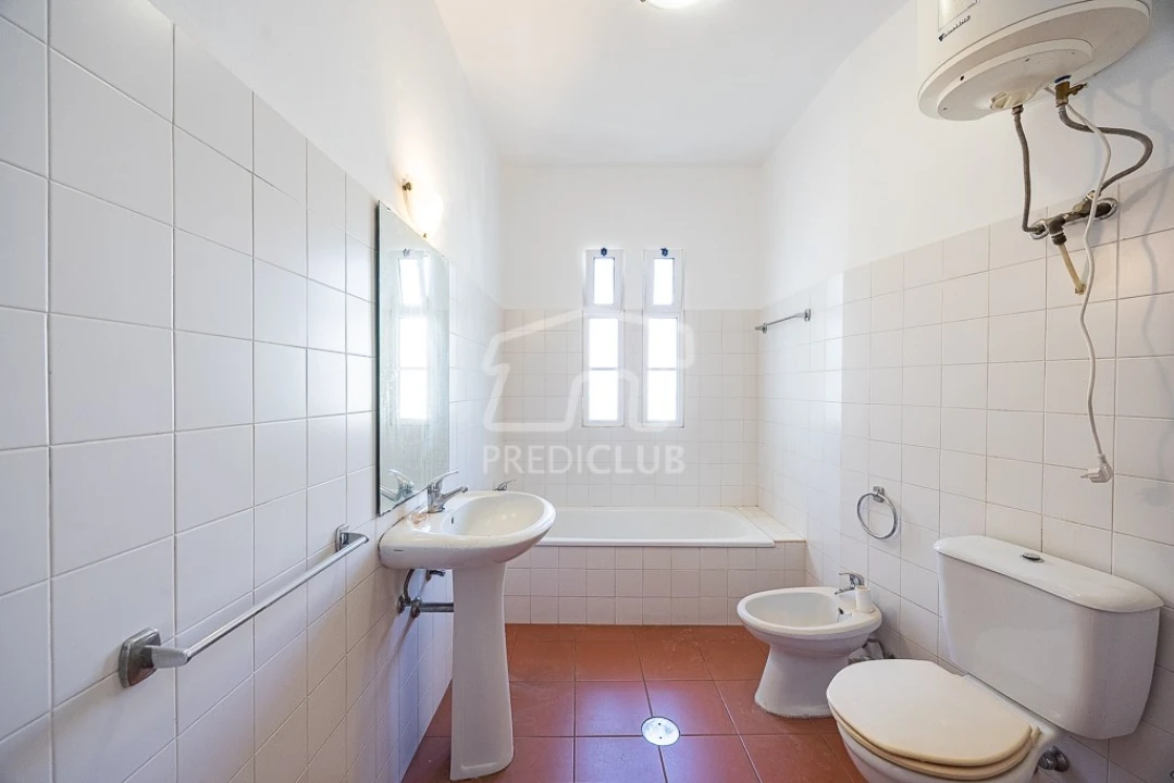 Moradia T2 para Venda em Funchal (São Pedro) Foto 19