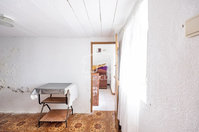 Moradia T2 para Venda em Estreito da Calheta Foto 11