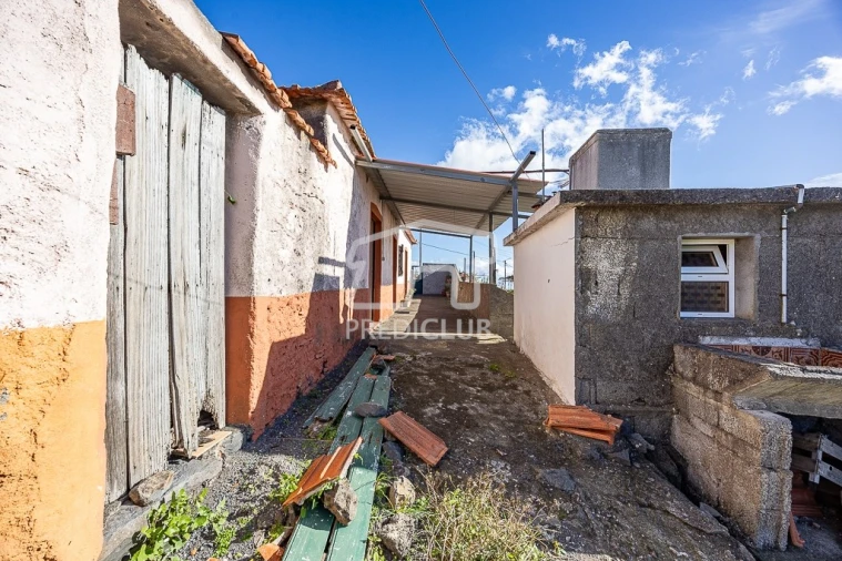 Moradia T2 para Venda em Estreito da Calheta Foto 8