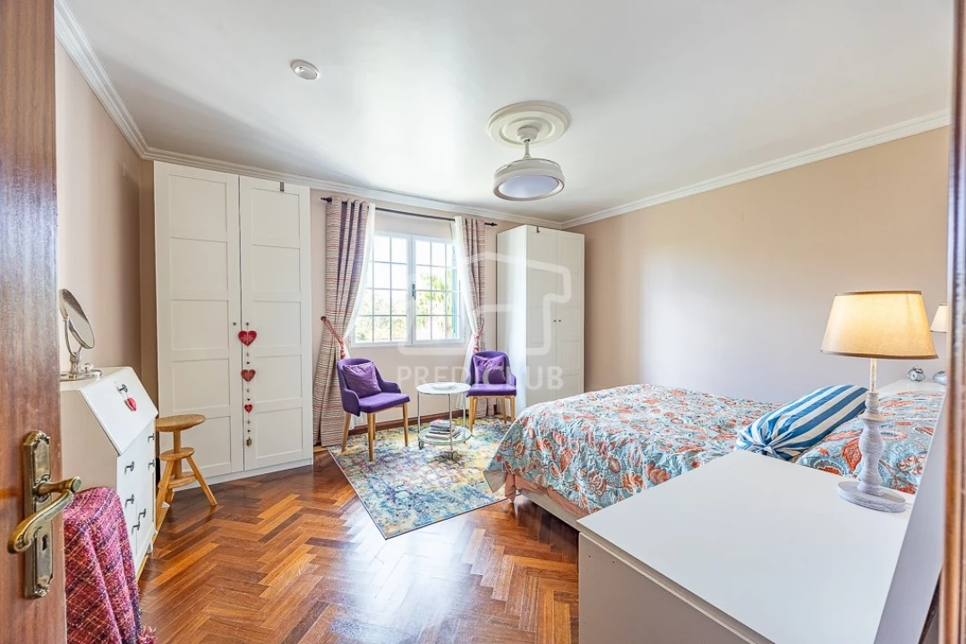 Moradia T4 para Venda em Arco da Calheta Foto 19