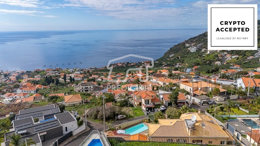 Moradia T4 para Venda em Arco da Calheta