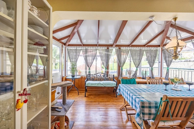 Moradia T4 para Venda em Arco da Calheta Foto 6