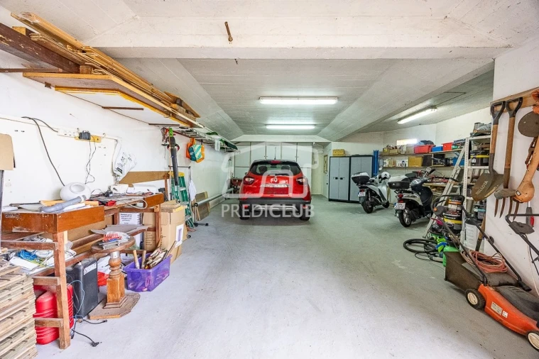 Moradia T4 para Venda em Arco da Calheta Foto 37