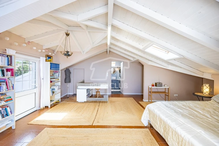 Moradia T4 para Venda em Arco da Calheta Foto 13