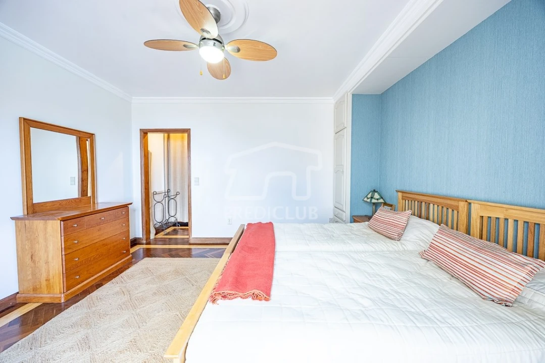 Moradia T4 para Venda em Arco da Calheta Foto 22