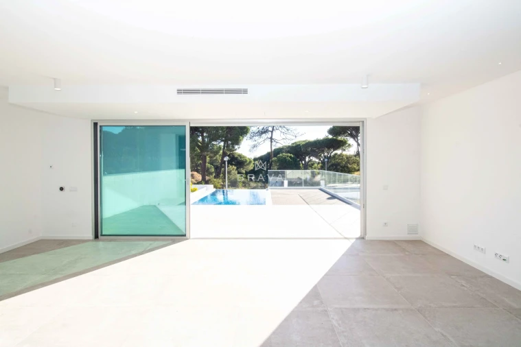 Moradia T3 para Venda em Almancil Foto 2