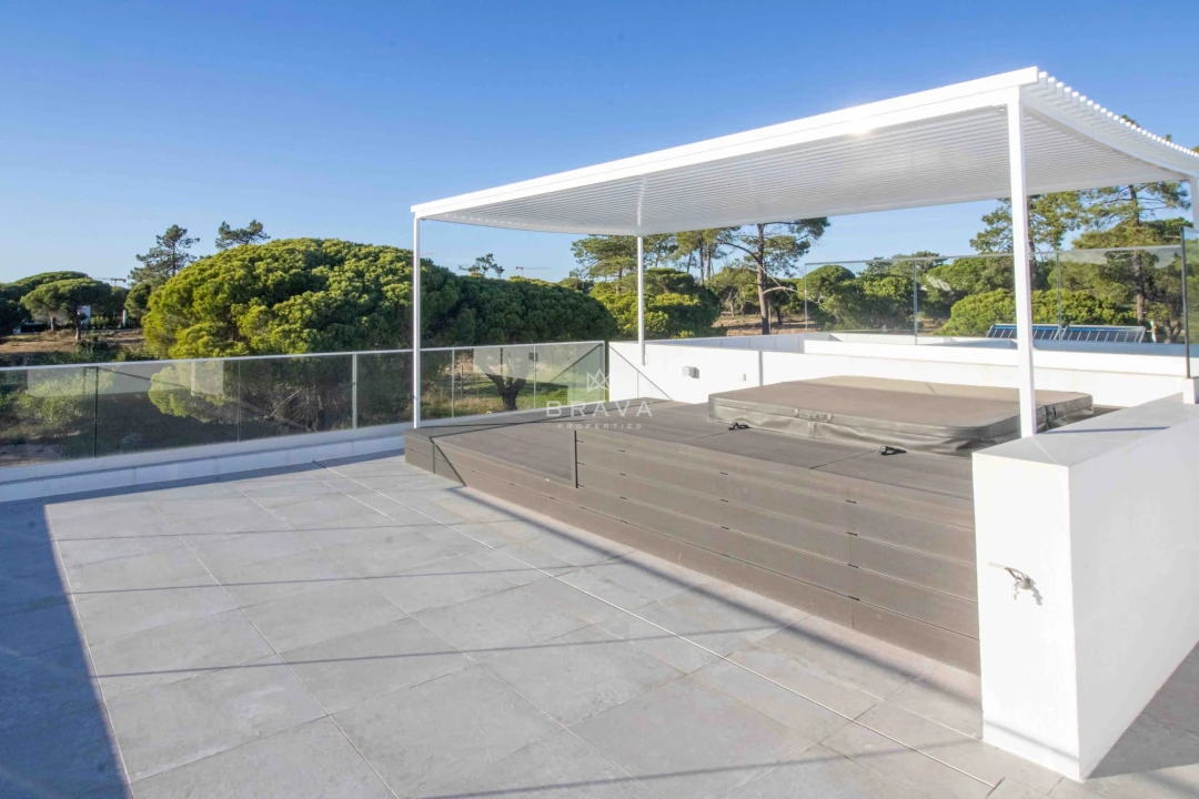 Moradia T3 para Venda em Almancil Foto 33