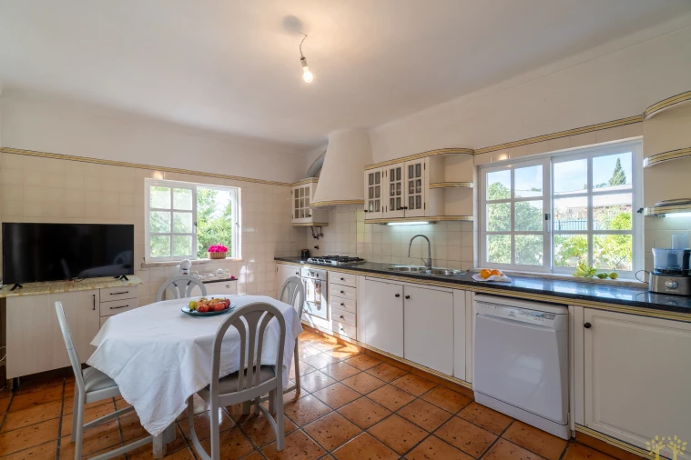 Moradia T4 para Venda em Portimão Foto 10