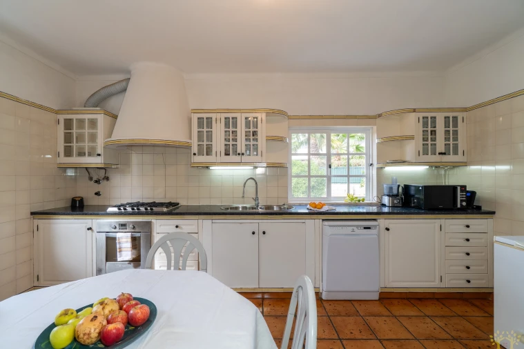 Moradia T4 para Venda em Portimão Foto 11