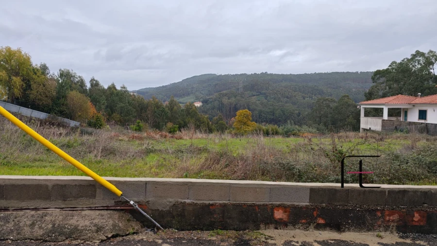 Terreno para Venda em Carregosa