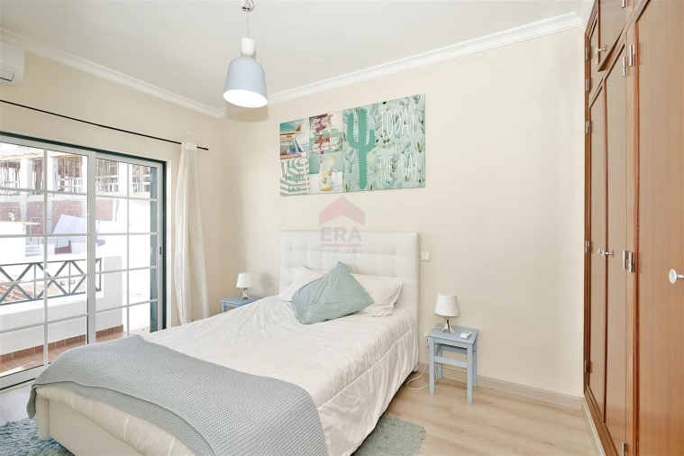 Moradia T3 para Venda em Monte Gordo Foto 6