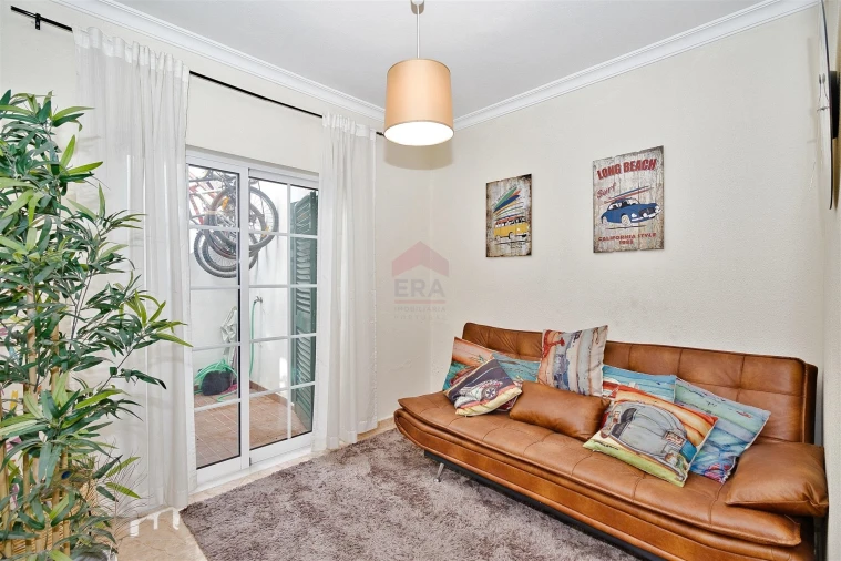 Moradia T3 para Venda em Monte Gordo Foto 3