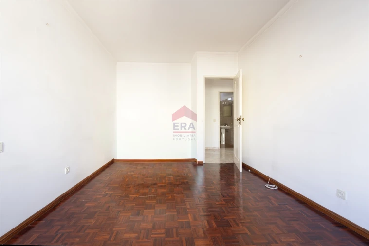 Apartamento T3 para Venda em Loule (São Clemente) Foto 19