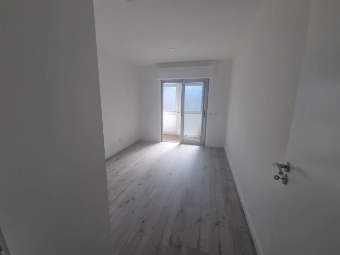 Apartamento T0 para Venda em Nossa Sra de Fatima Foto 11