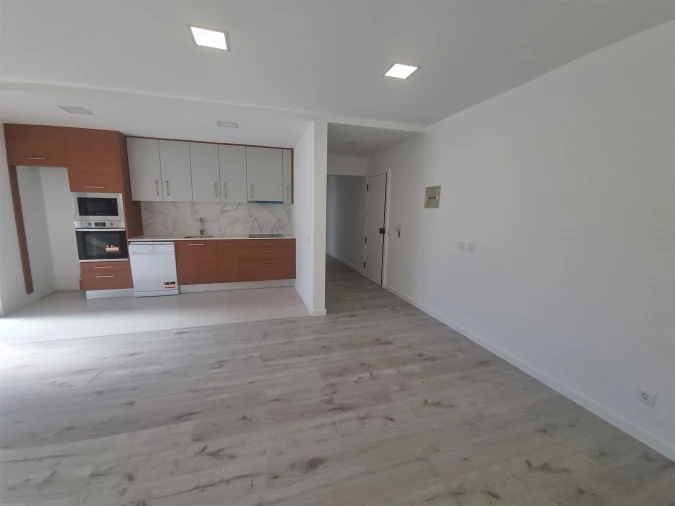 Apartamento T0 para Venda em Nossa Sra de Fatima Foto 3