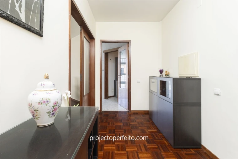 Apartamento T2 para Arrendamento em Espinho Foto 12