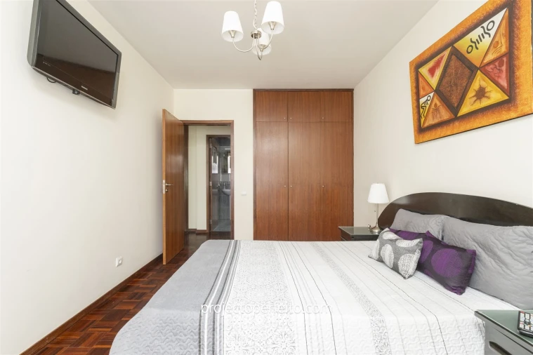 Apartamento T2 para Arrendamento em Espinho Foto 10