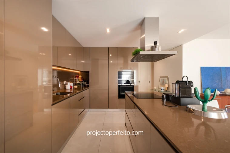 Apartamento T3 para Venda em Espinho Foto 3