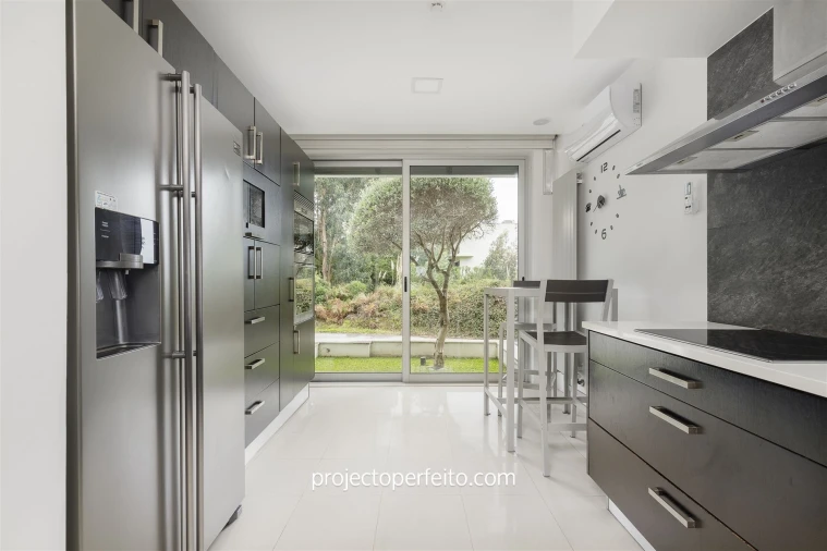 Moradia T3 para Arrendamento em Madalena Foto 11