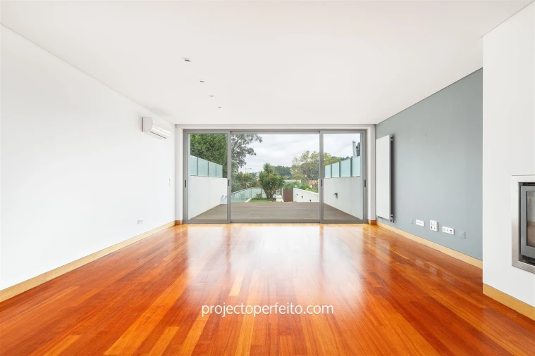 Moradia T3 para Arrendamento em Madalena Foto 7