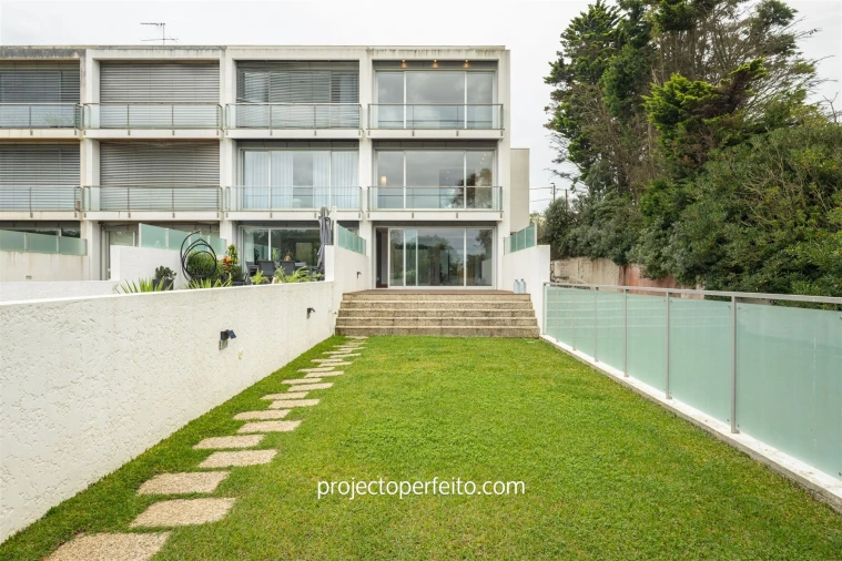 Moradia T3 para Arrendamento em Madalena