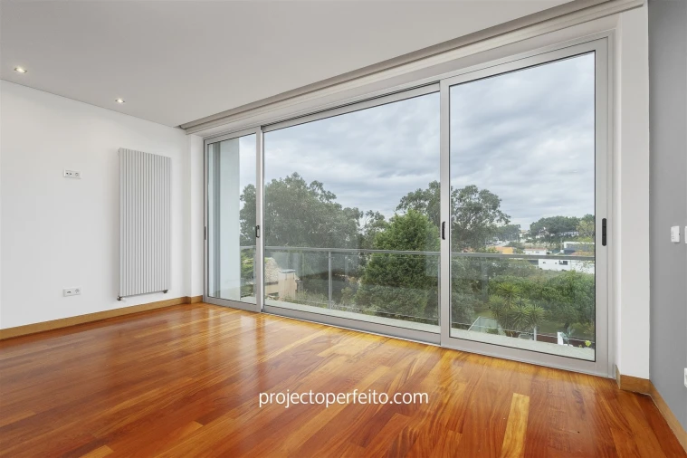 Moradia T3 para Arrendamento em Madalena Foto 24