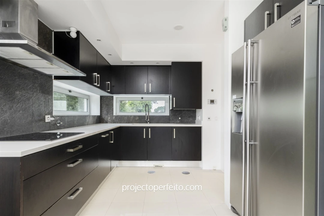 Moradia T3 para Arrendamento em Madalena Foto 13