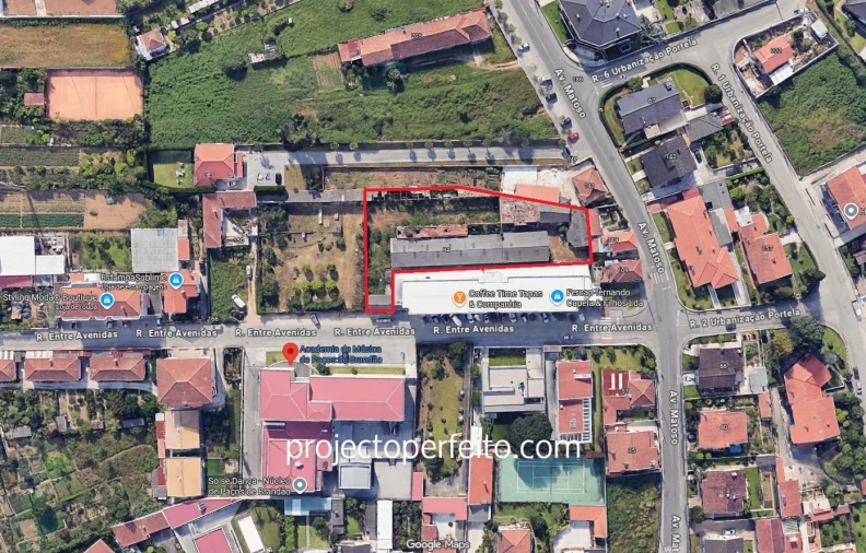 Terreno para Venda em Paços de Brandão