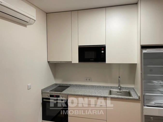 Apartamento T0 para Venda em Mafamude e Vilar do Paraíso Foto 6