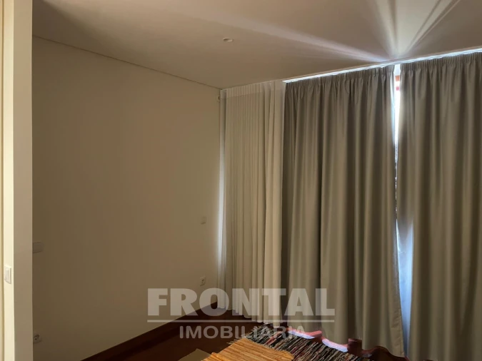 Apartamento T0 para Venda em Mafamude e Vilar do Paraíso Foto 8
